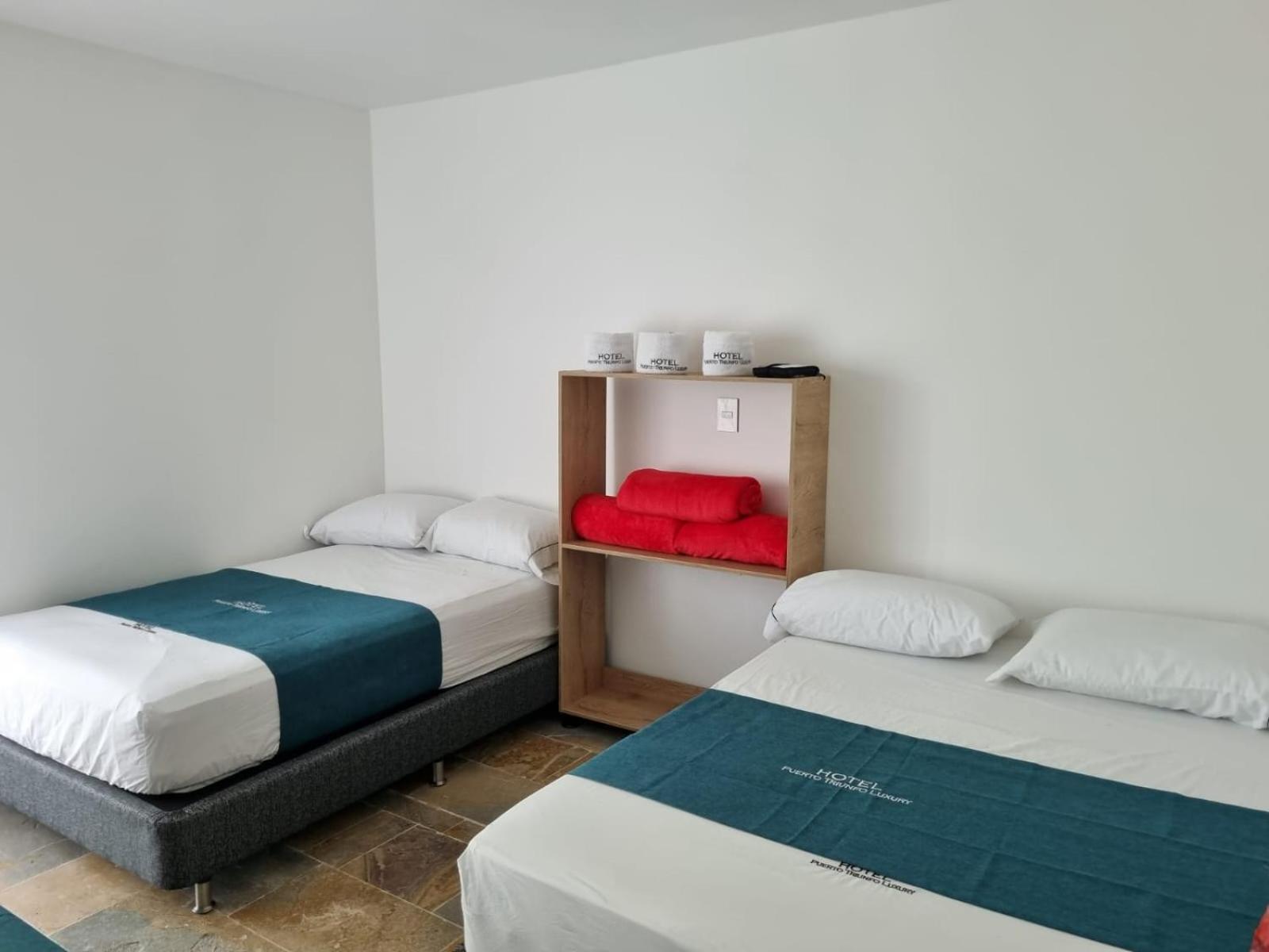 Hotel Puerto Triunfo Doradal Екстер'єр фото